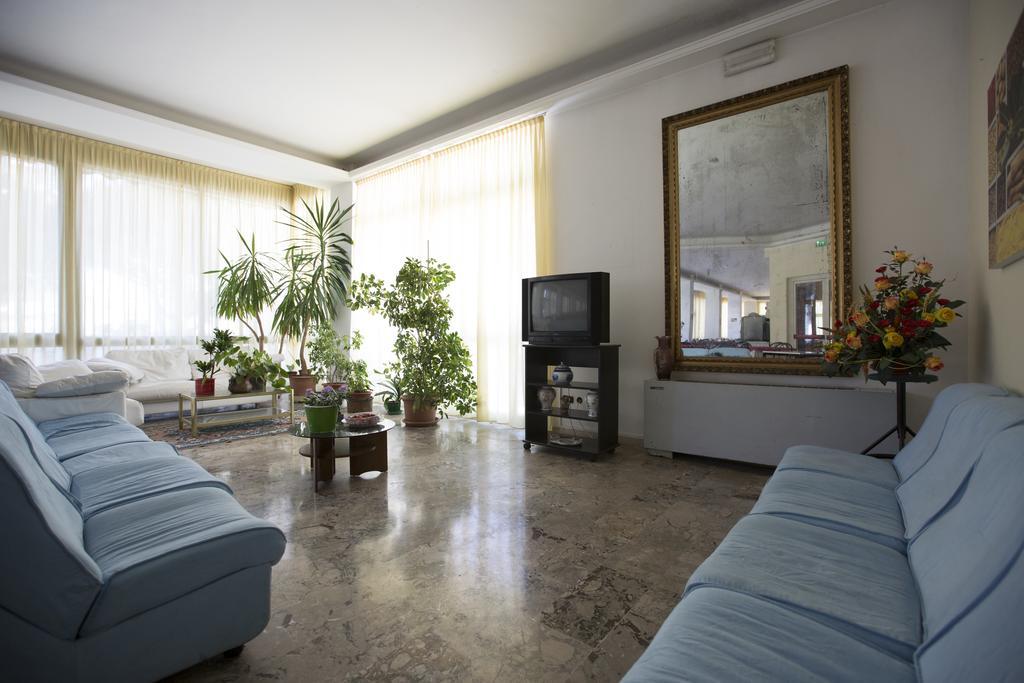 Hotel Europa Rimini Luaran gambar