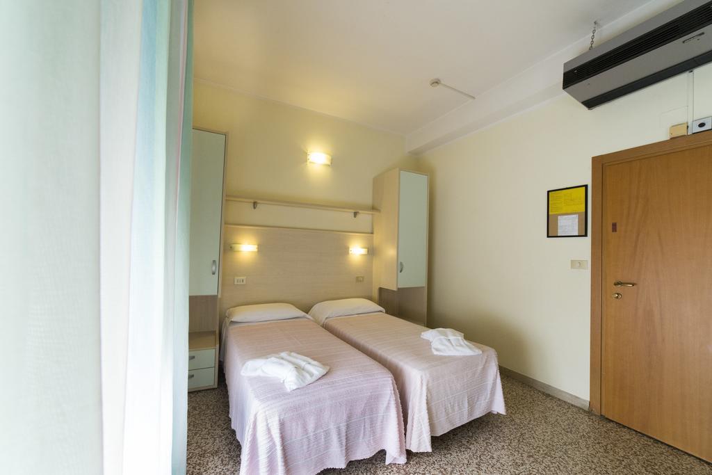 Hotel Europa Rimini Luaran gambar