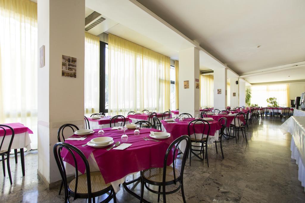 Hotel Europa Rimini Luaran gambar