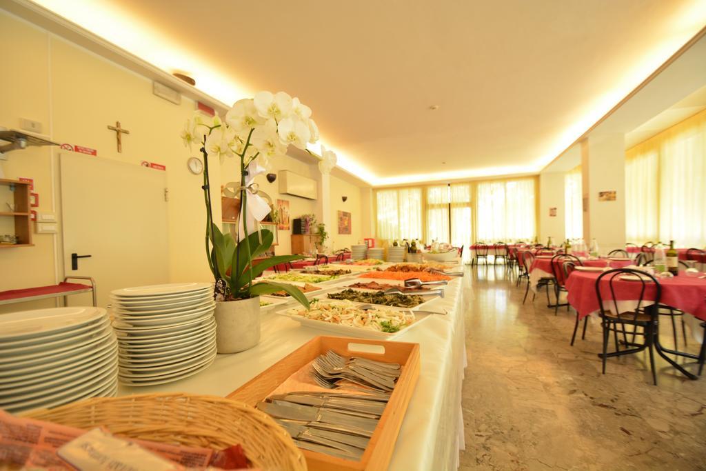 Hotel Europa Rimini Luaran gambar
