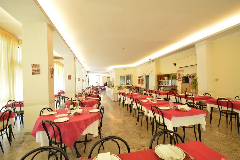 Hotel Europa Rimini Luaran gambar