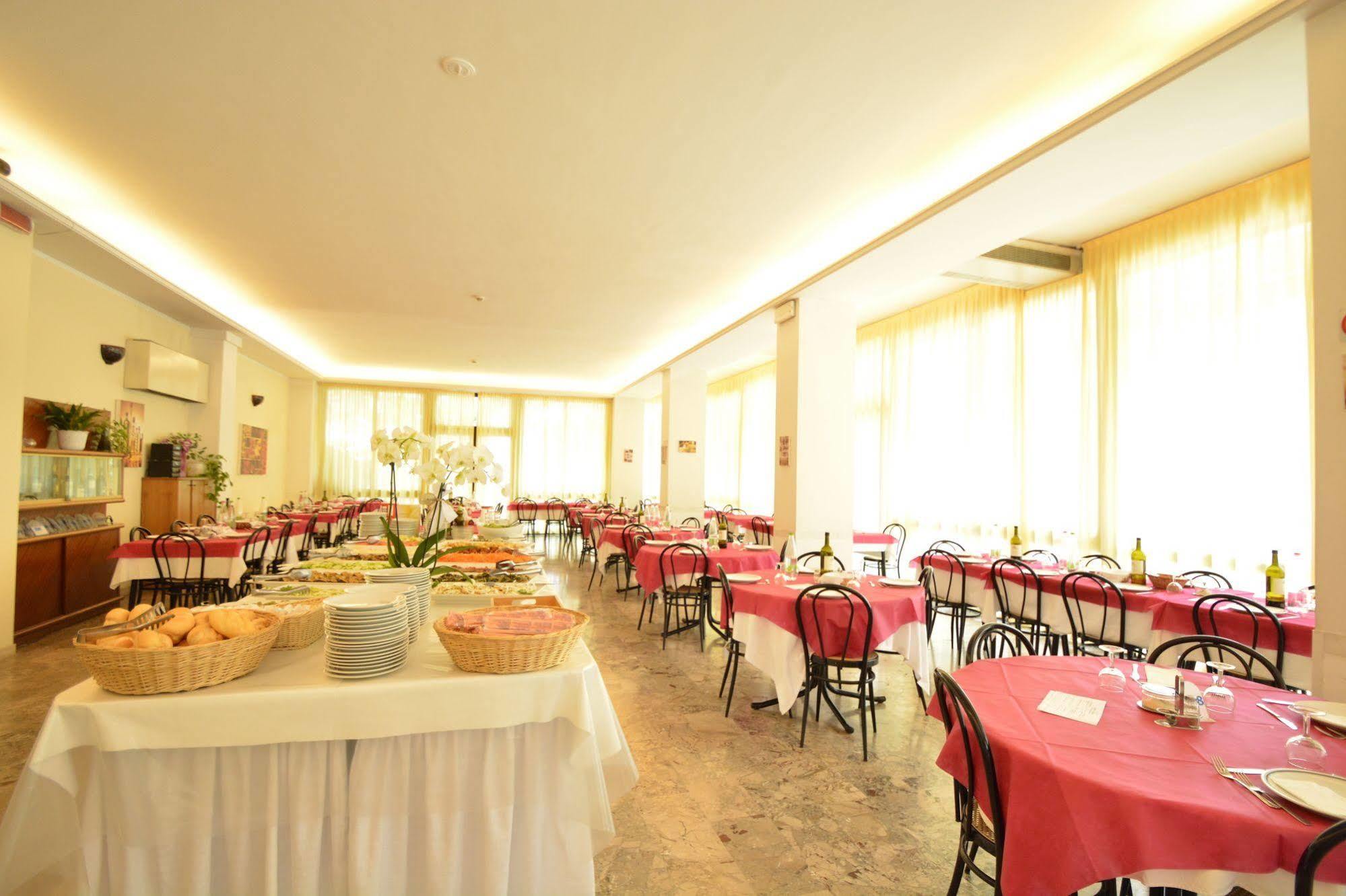 Hotel Europa Rimini Luaran gambar