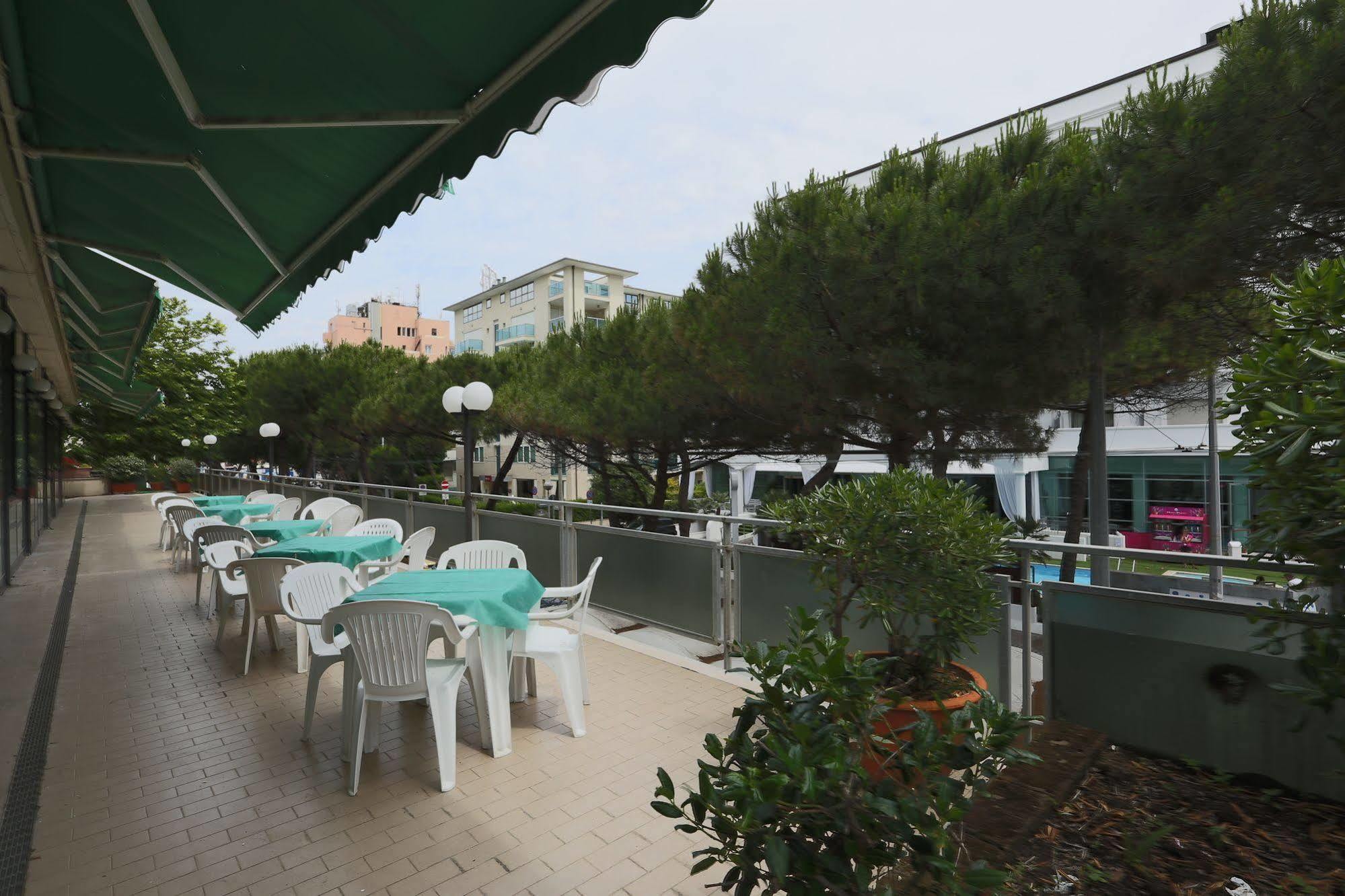 Hotel Europa Rimini Luaran gambar